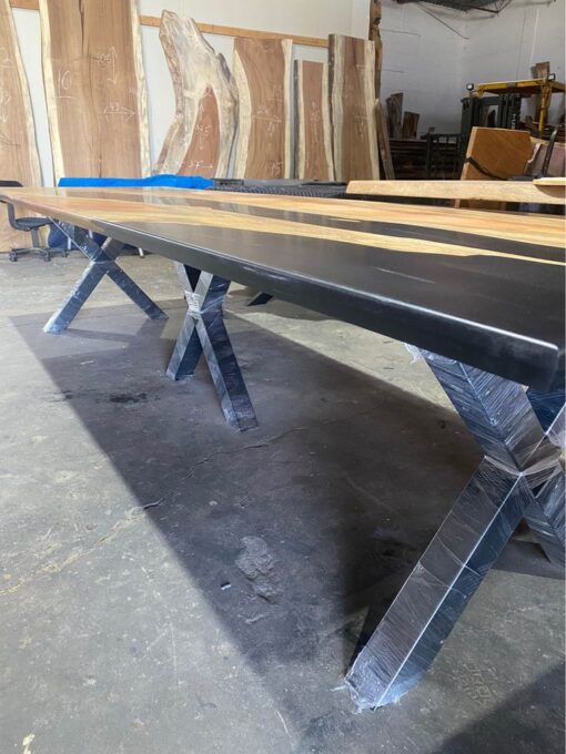 Pochote Conference Table